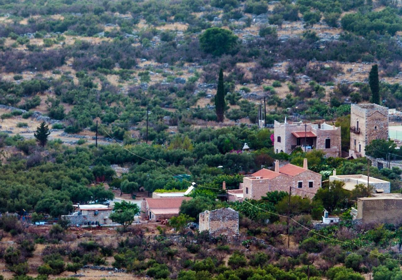 Guesthouse Toxotis Pírgos Dhiroú Extérieur photo