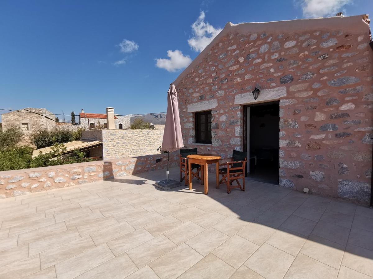 Guesthouse Toxotis Pírgos Dhiroú Extérieur photo