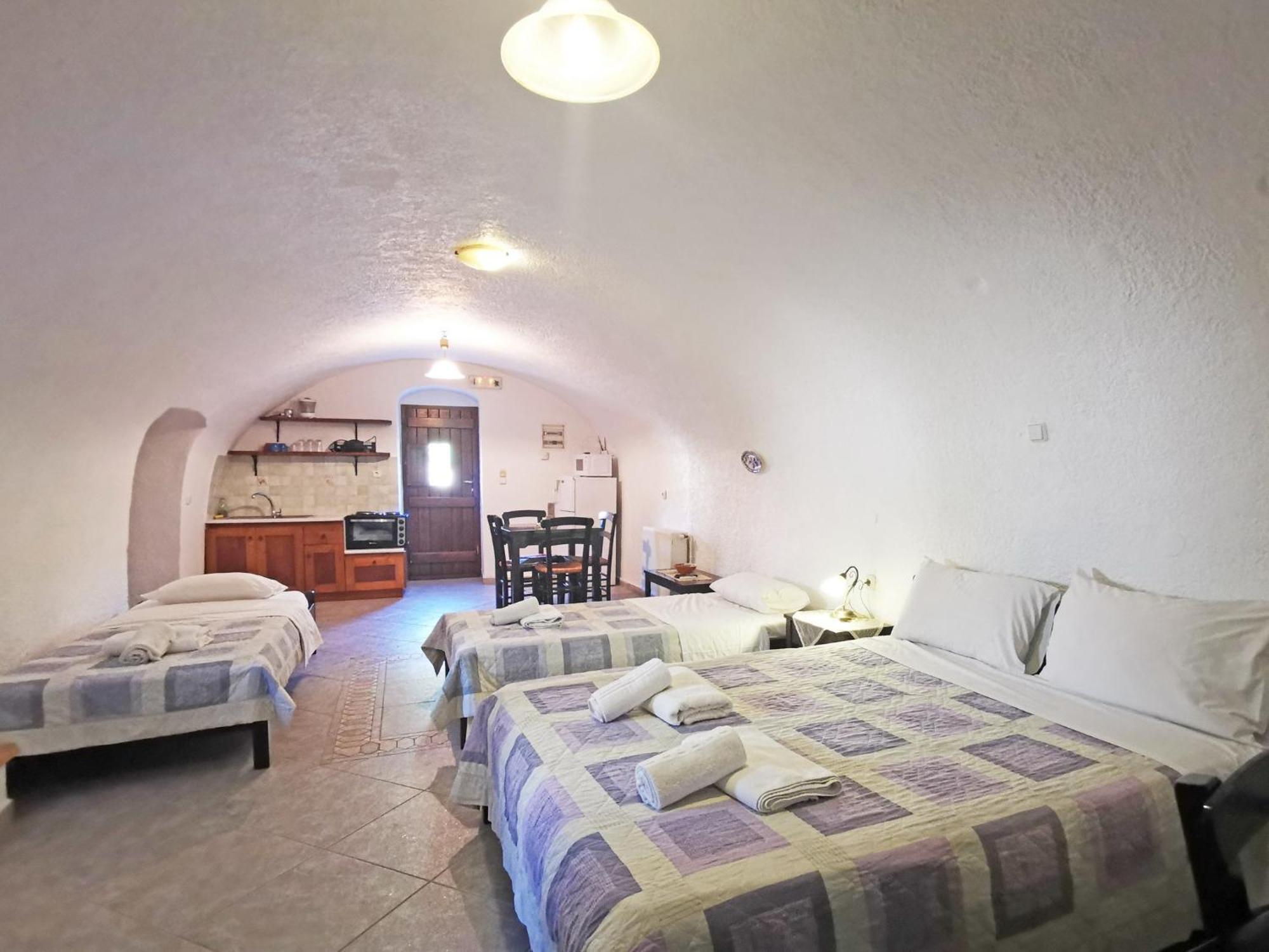 Guesthouse Toxotis Pírgos Dhiroú Extérieur photo