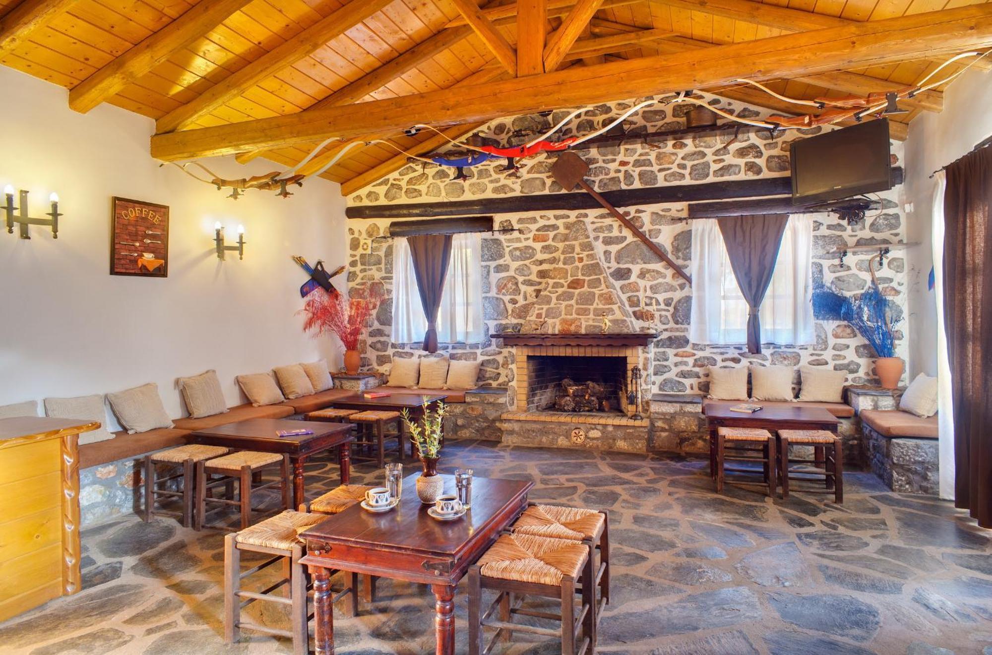 Guesthouse Toxotis Pírgos Dhiroú Extérieur photo